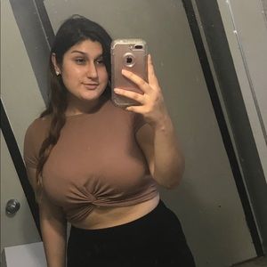 Meet your Posher, Isabella